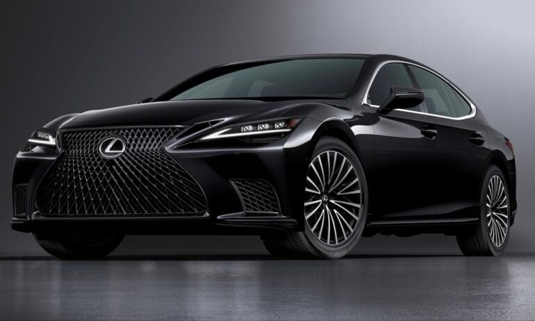 Full-size Lexus LS