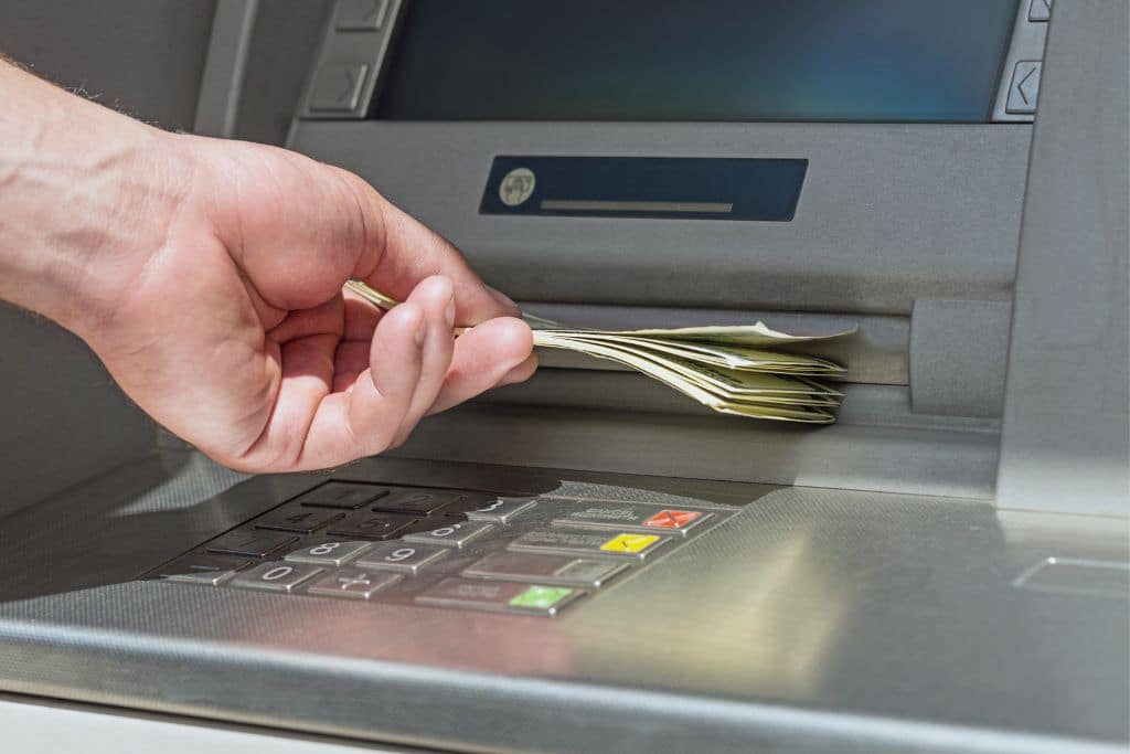 How to Use ATMs and Write Checks Safely
